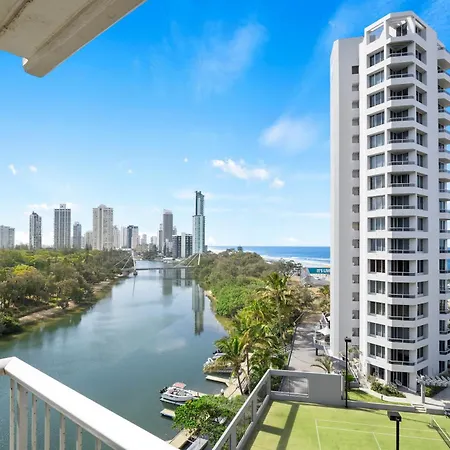 Narrowneck Court Holiday Apartments-3