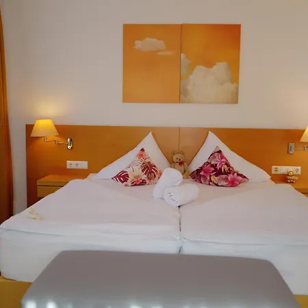 Motel55 - nettes Hotel mit Self Check-In in Villach, Warmbad-3