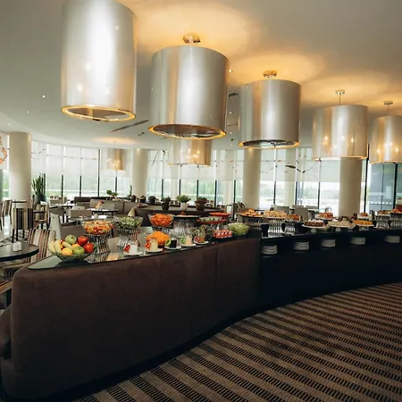 Holiday Inn Abu Dhabi By Ihg-2