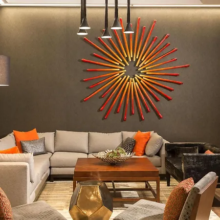 Hampton Inn & Suites Dallas Downtown-2