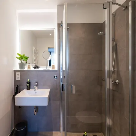 Limehome Koeln Friesenplatz - Digital Access-2