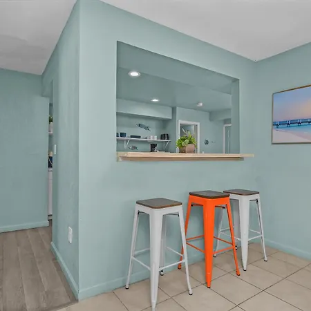 Latitude 26 Waterfront Boutique Resort - Fort Myers Beach-2