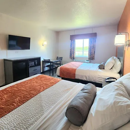 Howard Johnson By Wyndham Galveston-2