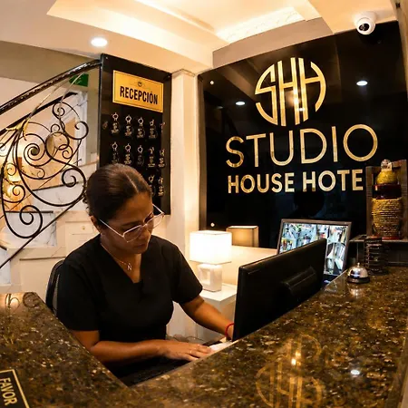 House Studio Hotel-2