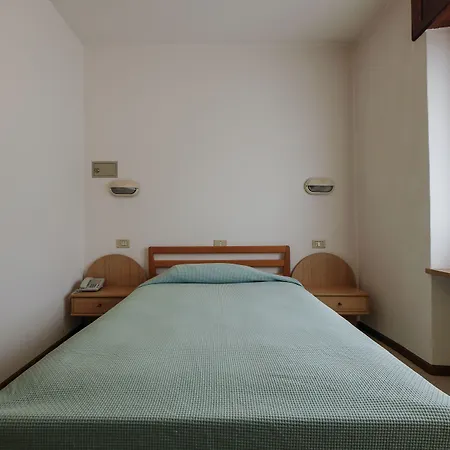 Albergo De March-3
