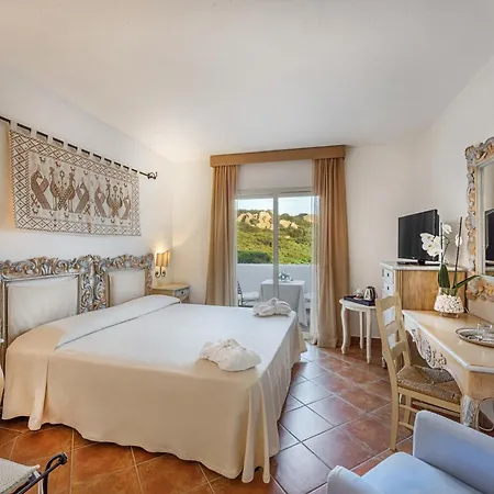 Colonna Grand Hotel Capo Testa, A Colonna Luxury Beach Hotel, Santa Teresa Sardegna-3
