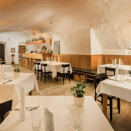 Hotel Greif-2