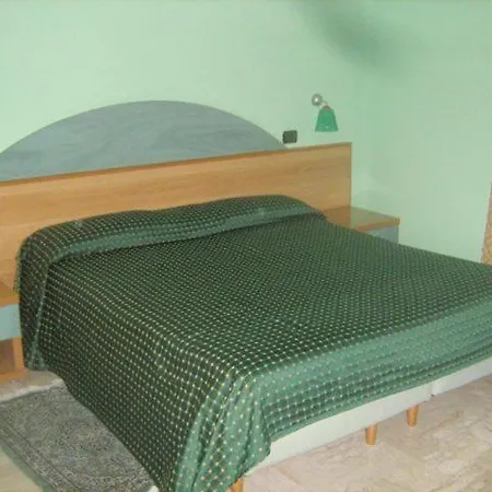 Motel Forum-2
