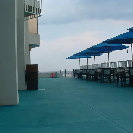 Bal Harbour Hotels-3