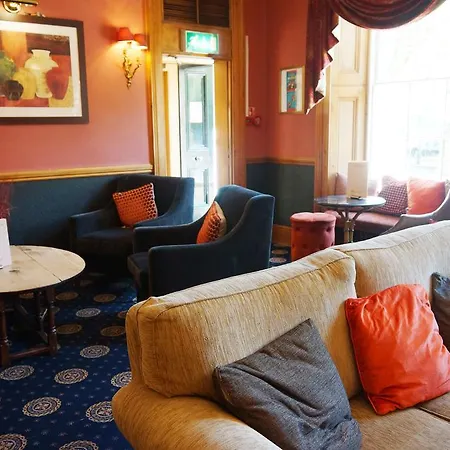 Royal Cambridge Hotel-3