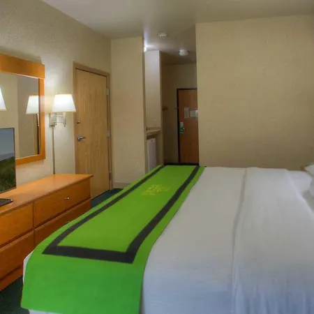 Quinault Sweet Grass Hotel-3