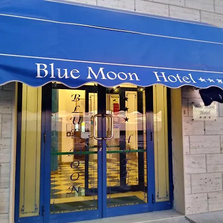 Blue Moon Hotel-2