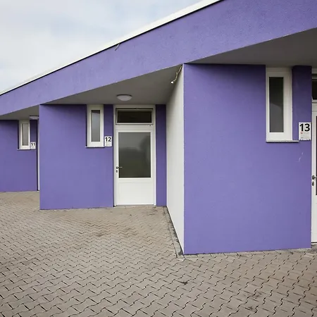 MOTEL Schlegel-2