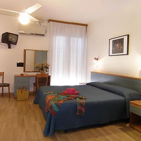 Hotel Bertha Fronte Mare-2