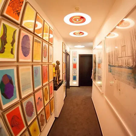 Avidon Art & Design Hotel-2