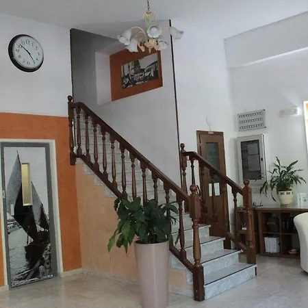 Hotel Derna-2
