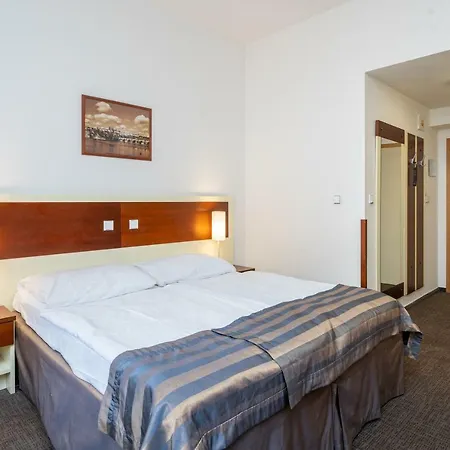 Hotel Gloria-3