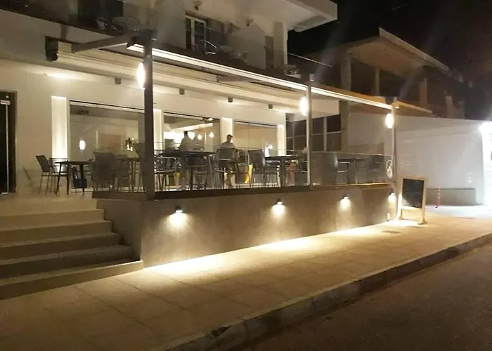 Angelo Cafe Hotel