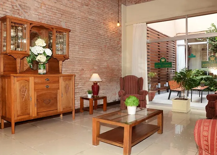 Hotel Leoncia