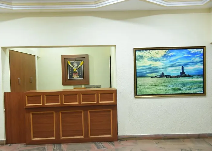 Hotel Raja Palace