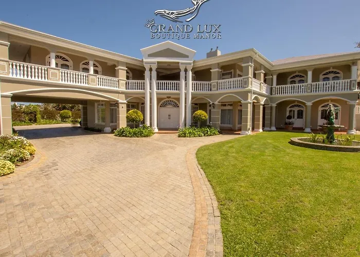 Grand Lux Boutique Manor