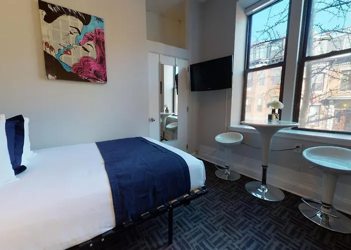 Charming Studio In Boston Brownstone, C. Ave #33