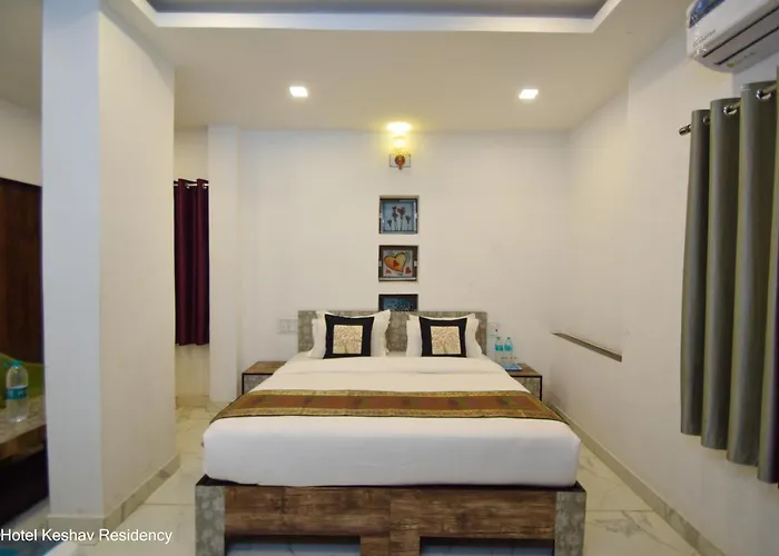 Hotel Keshav Residency