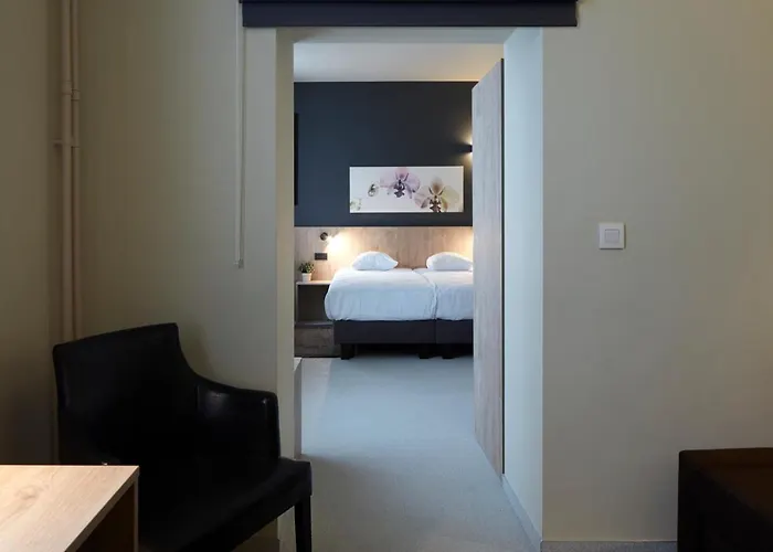 Alpha Hotel And Aparthotel