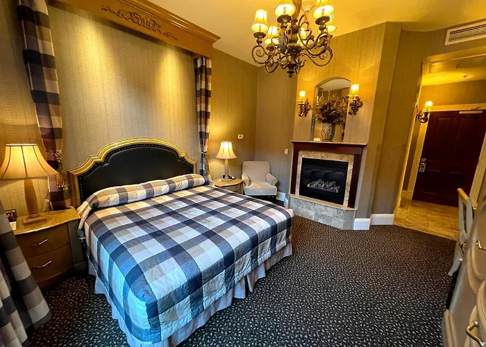 Celebrity Boutique Hotel