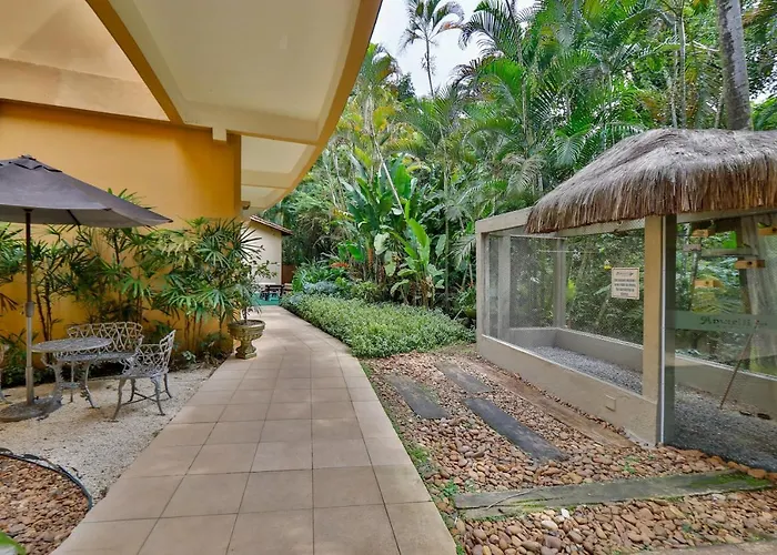 Fabuloso flat 243 Amarílis 2 piscinas climatizadas, SKY 170 canais carregador veiculo elétrico Riviera de São Lourenço, Bertioga Apartamento Duplex inteiro, cozinha equipada completa, serviço de praia, limpeza e trocas diária de toalhas, wi-fi 500mb