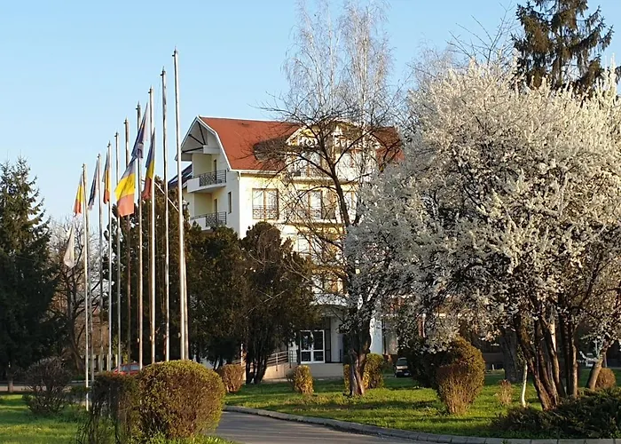 Hotel Everest