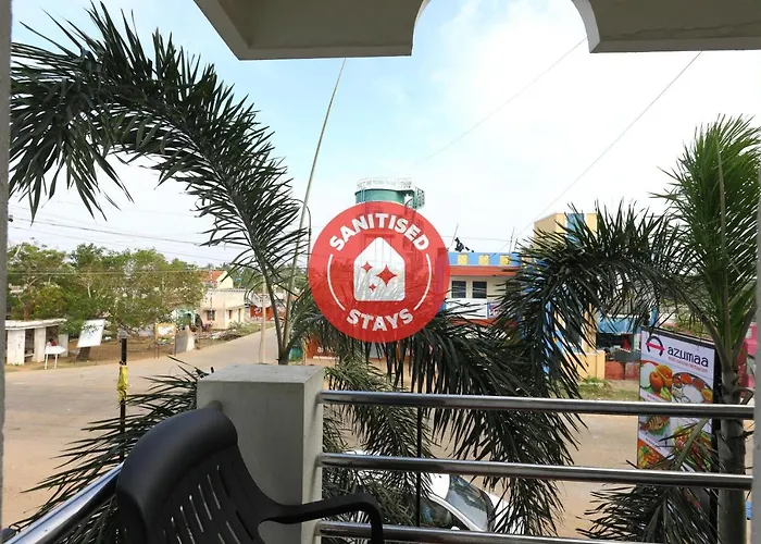 Oyo 7576 Varuna Inn Chennai