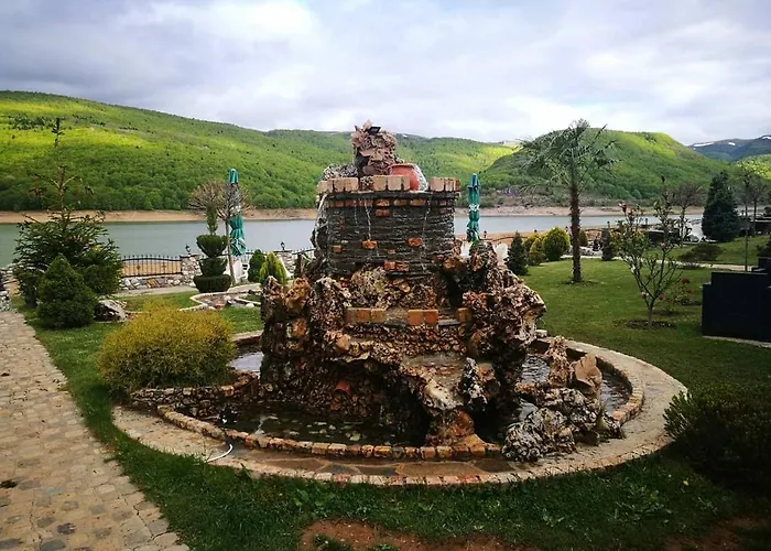 Rey Hotel