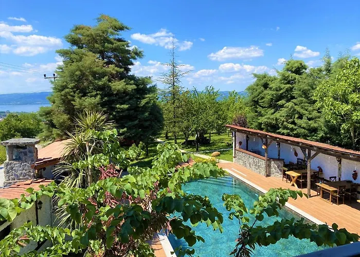 Rif Sapanca - Adult Only
