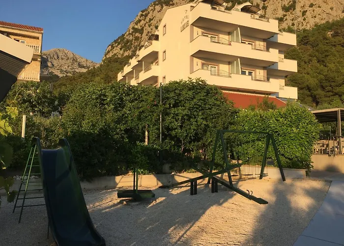 Hotel Lukas