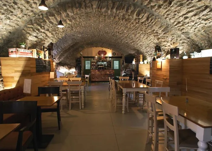 Palazzo Badiale History&Rooms
