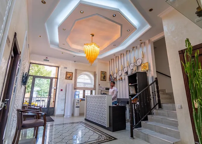 Mahmud Hotel