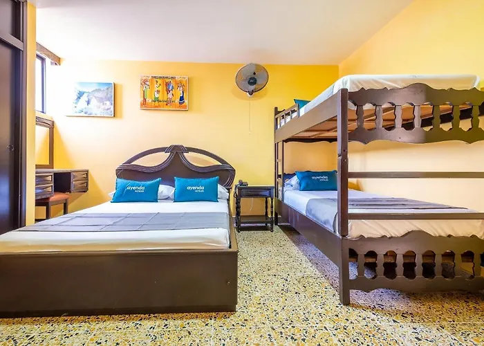 Hotel Almirante