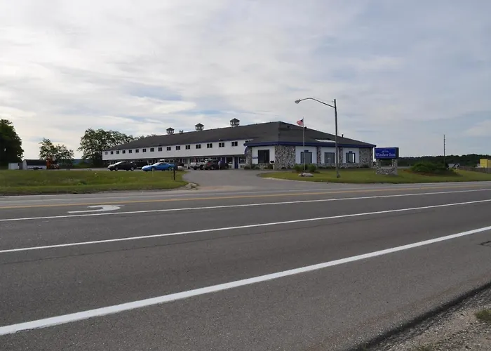 Super 8 By Wyndham Petoskey