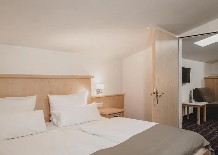 Hotel & Appartements Tiroler Buam