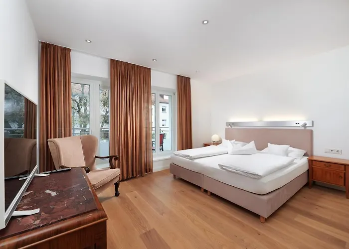 120qm Deluxe Apartment Suites Christina im Stil Design Hotel Vosteen Nähe der Kaiserburg