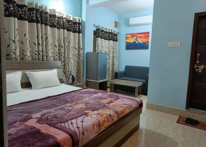 Hotel Vrindavan Palace