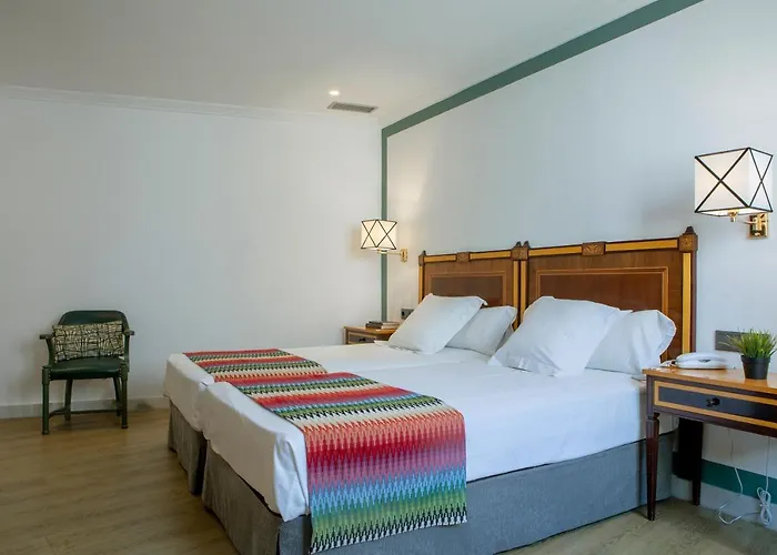 Hotel Don Curro