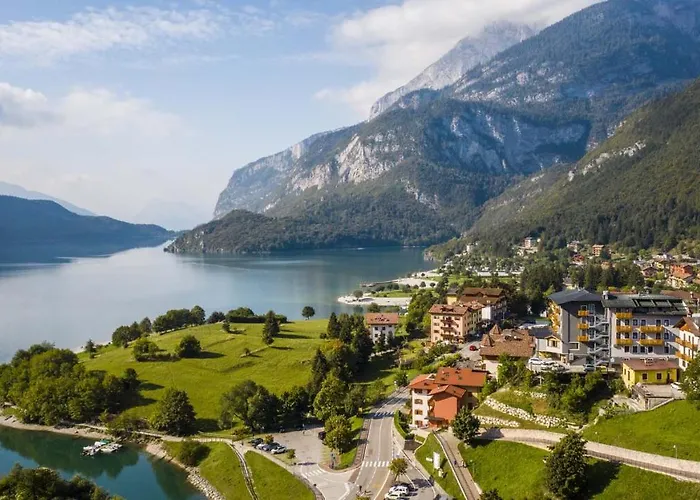Ariston Lake View Hotel