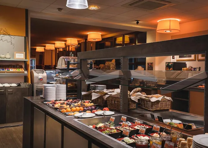 Food Hotel