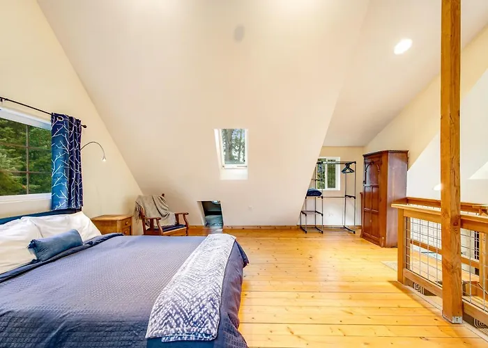 Camano Writer'S Cottage