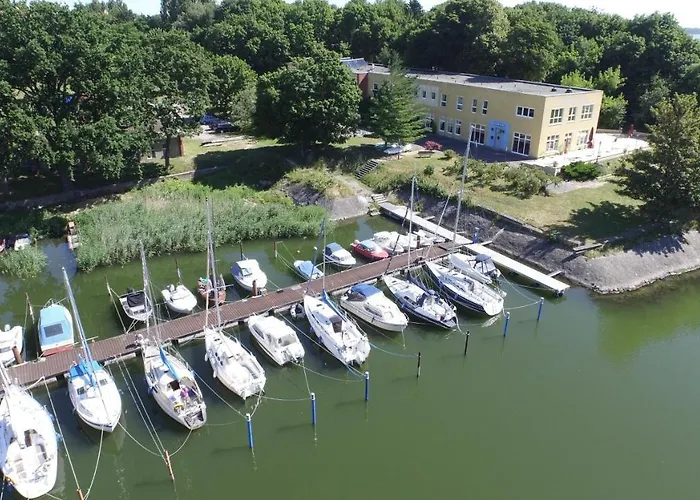 Hotel Daenholm Stralsund