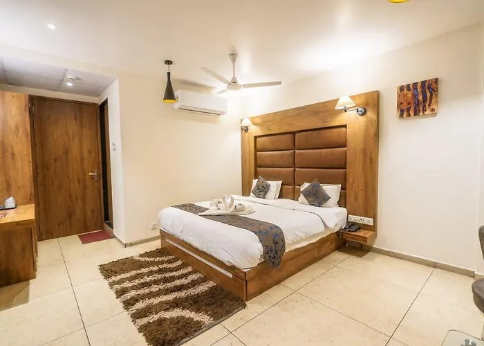Hotel Bhabha