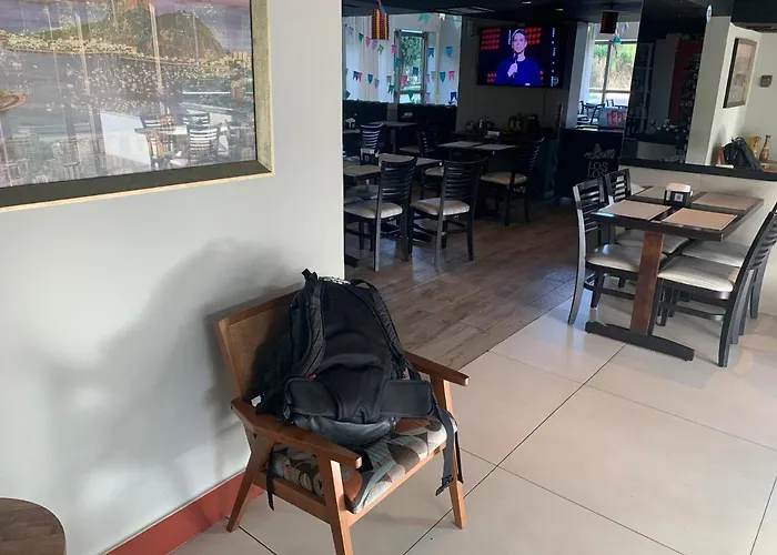 Lindo Flat na Barra da Tijuca com vista para o mar