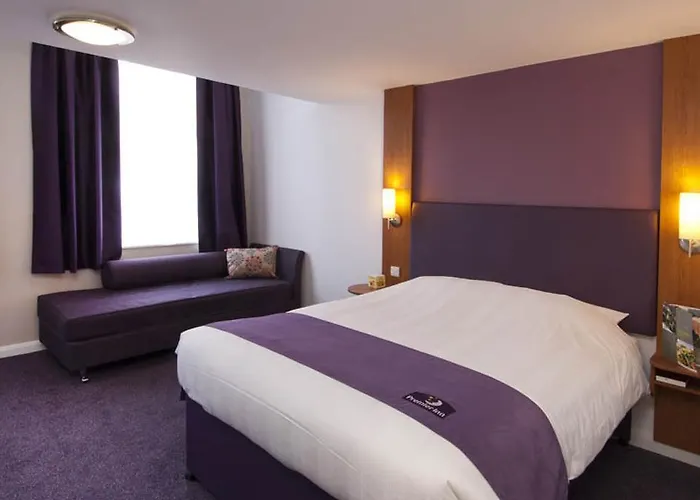 Premier Inn Watford - Croxley Green